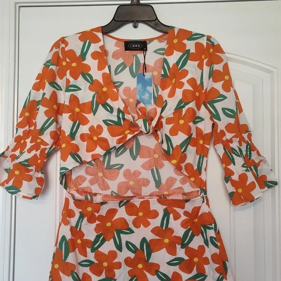 Cider floral dress - Picture 2 of 9